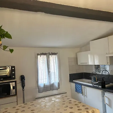 Apartment Pi N4 - - Place Parking Republique Inclus & Wifi *