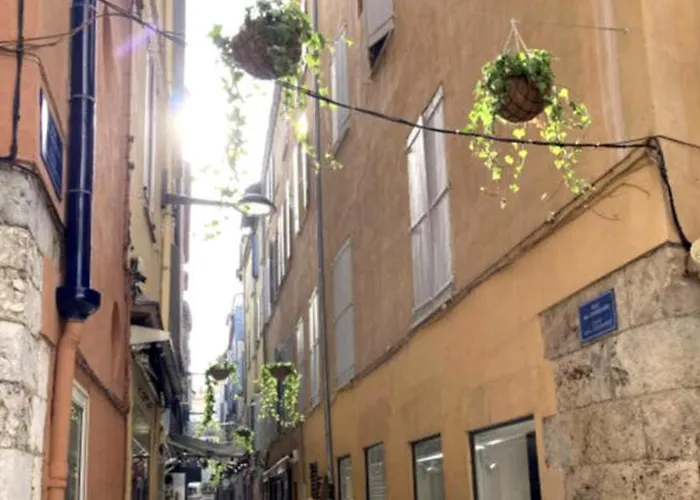 Pi N4 - - Place Parking Republique Inclus & Wifi * Perpignan